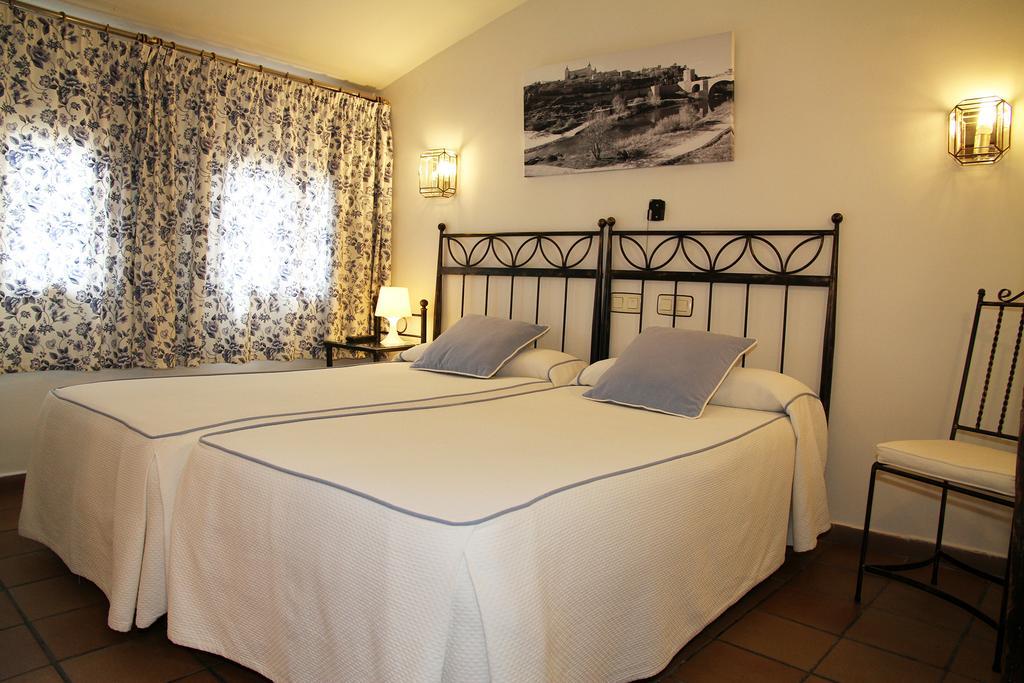 Hostal La Posada De Zocodover Toledo Kültér fotó