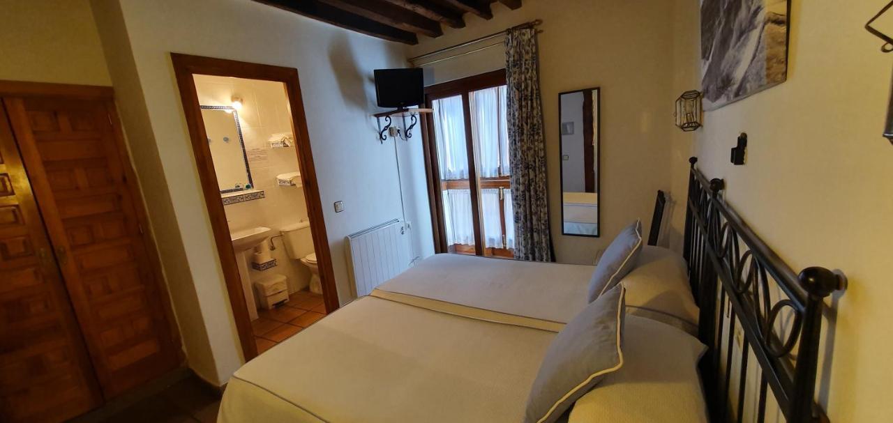 Hostal La Posada De Zocodover Toledo Kültér fotó